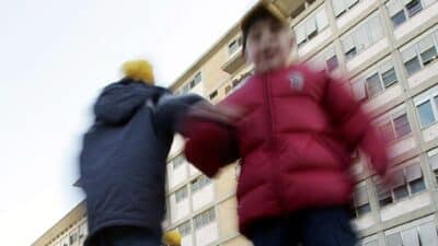 Crisi natalità: Italia sempre più vecchia e con meno giovani lavoratori, welfare e sanità sotto pressione