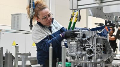 Stellantis verso esenzione dazi in Canada grazie all’aumento della produzione negli stabilimenti locali