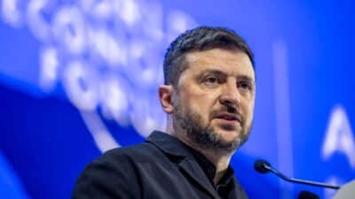 Zelensky: “Sul Donbass non cediamo, concederlo significa perdere le nostre fortificazioni orientali”