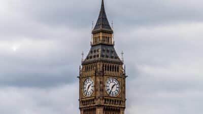 ETA in vigore per viaggiare in Uk: come funziona e cosa bisogna fare per ottenere l’autorizzazione