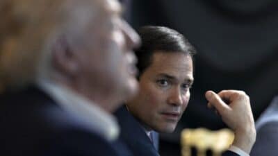 Rapporti Usa-Ue, Marco Rubio tende la manoe invita all’unità, ma restano distanze su Ucraina e ruolo Europa