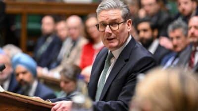 Epstein Files, l’arresto di Mandelson scuote il governo laburista: Starmer ha le ore contate?