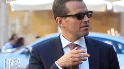 David Rossi, svolta nella relazione dei RIS: “Nel vicolo c’era una persona che attese il decesso”