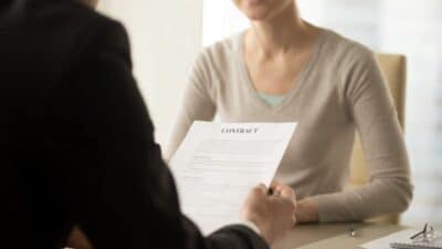 Lavoro, occupazione in crescita ma restano nodi su salari, produttività e politiche attive