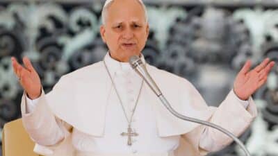 Guerra in Iran, Papa Leone: “La Chiesa implora la misericordia e la pace di Dio in tutto il mondo”