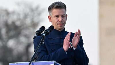 Péter Magyar ha vinto le elezioni in Ungheria: Orban sconfitto dopo 16 anni ininterrotti al potere