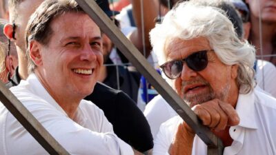Movimento 5 Stelle, Beppe Grillo cita in giudizio il partito: vuole nome e simbolo