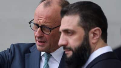 La Germania pronta a rimpatriare i siriani: Merz stanzia 200 milioni di euro per al-Sharaa