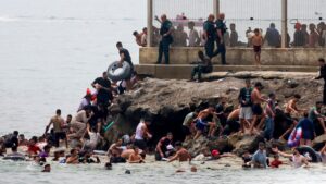 L'invasione dei migranti a Ceuta