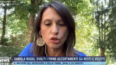 Daniela Ruggi, iniziata l’analisi dei reperti rinvenuti nella torre del Pignone: focus sul reggiseno