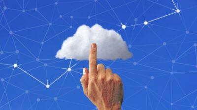 Lombardia, nuovo modello di digitalizzazione ibrido: satellitare, wireless e fibra, come funziona